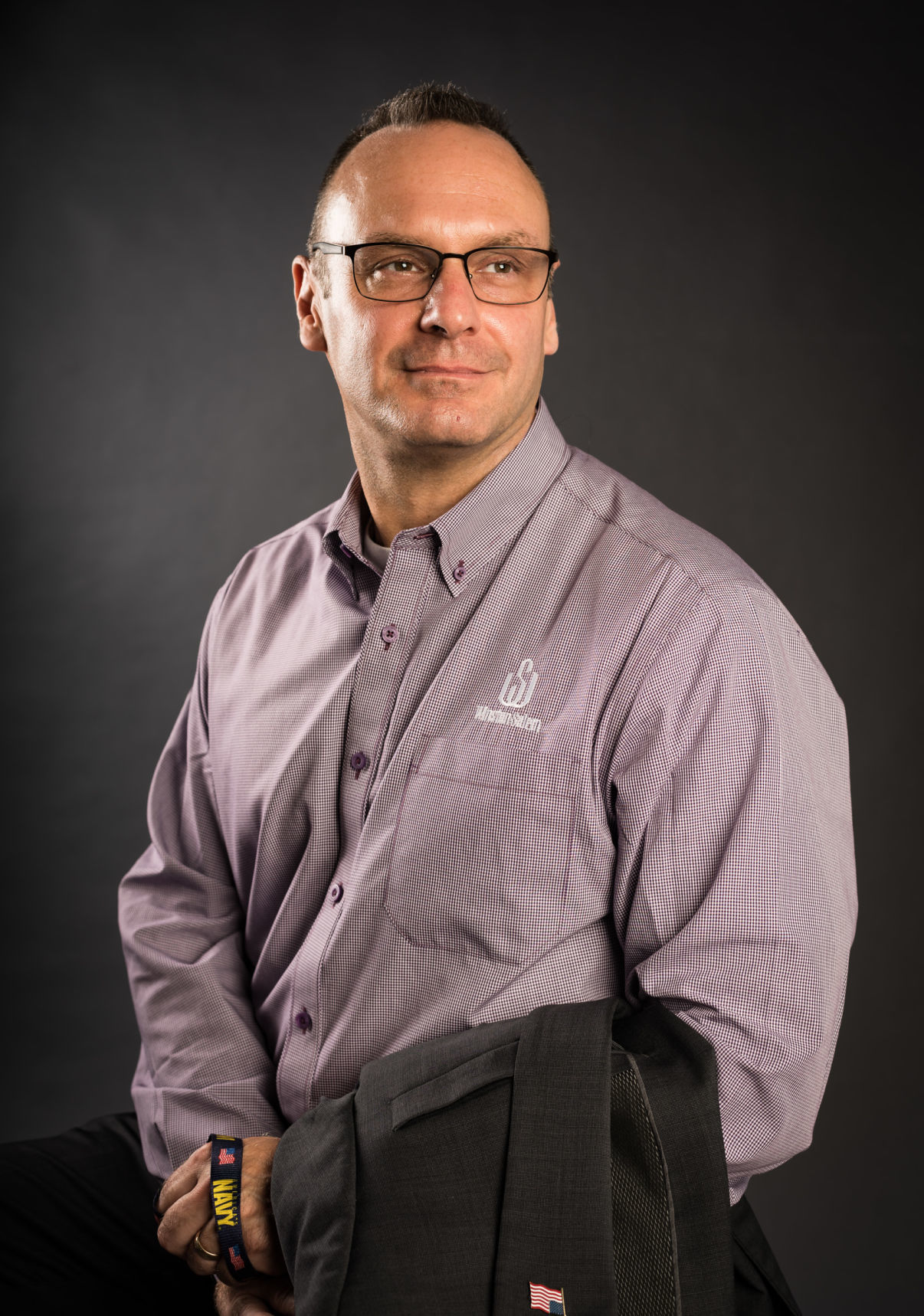 Veterans - Damon Dequenne